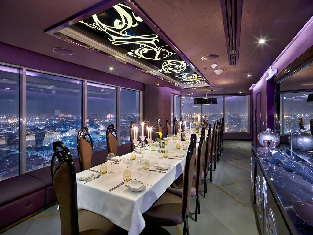 The Domain Bahrain Hotel And Spa - Adults Friendly 16 Years Plus Manama Ngoại thất bức ảnh The 360° Restaurant