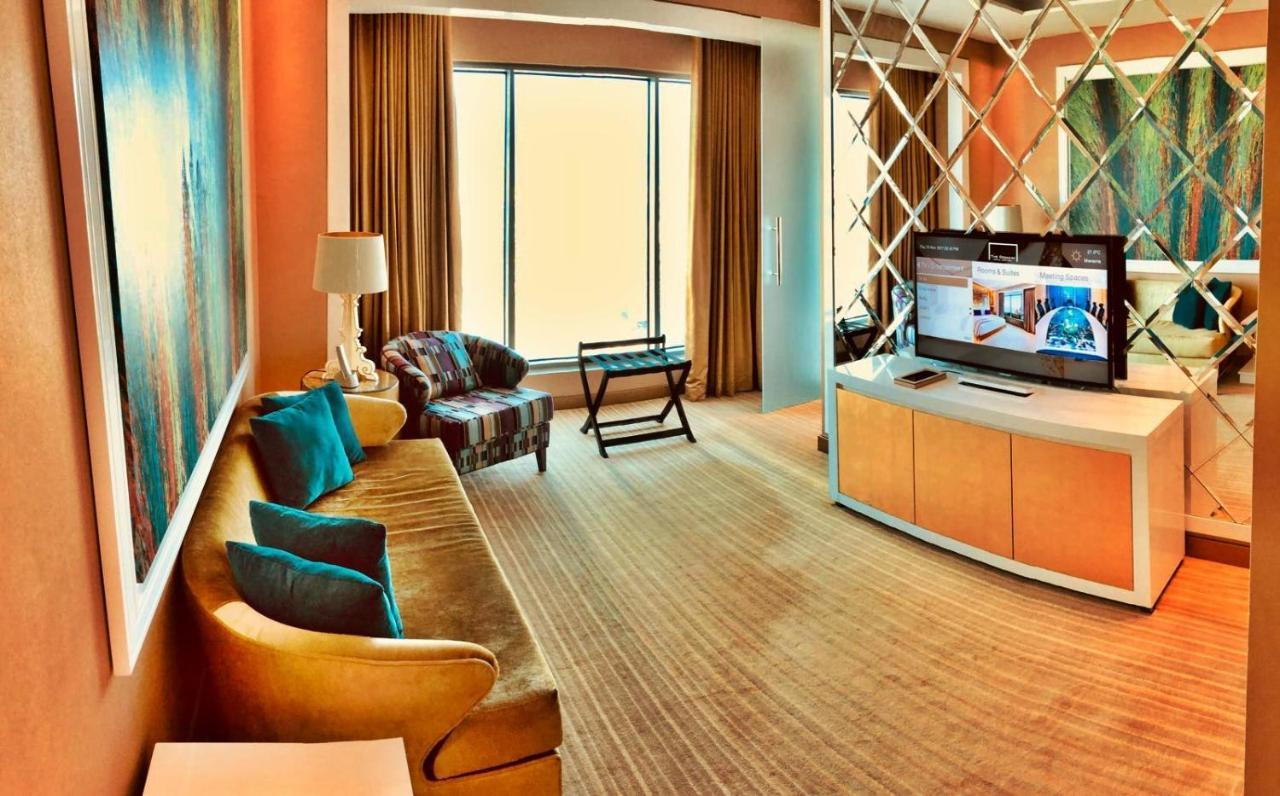 The Domain Bahrain Hotel And Spa - Adults Friendly 16 Years Plus Manama Phòng bức ảnh A suite at the hotel