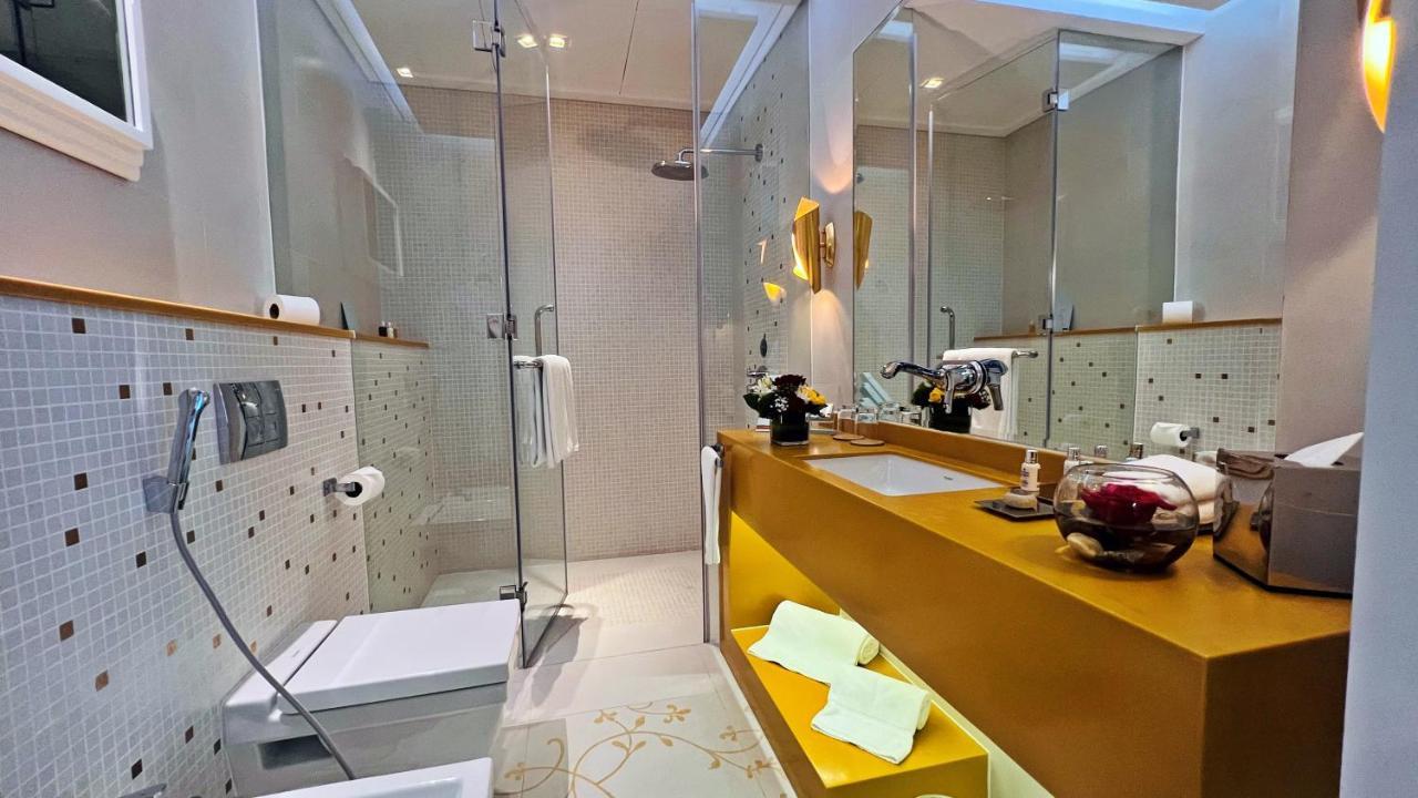 The Domain Bahrain Hotel And Spa - Adults Friendly 16 Years Plus Manama Ngoại thất bức ảnh Bathroom